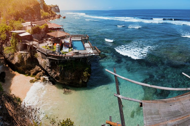 Pantai Suluban: Pesona Pantai Tersembunyi Di Bali