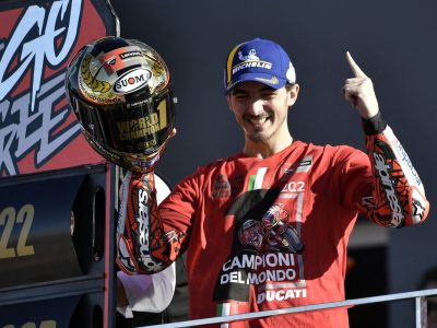 Francesco Bagnaia Sang Juara MotoGP Gaya Balap Presisi Tinggi