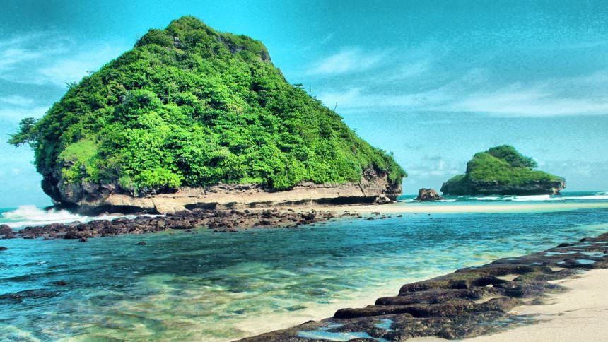 Pantai Goa Cina, Keindahan Alam Nan Eksotis di Jepara