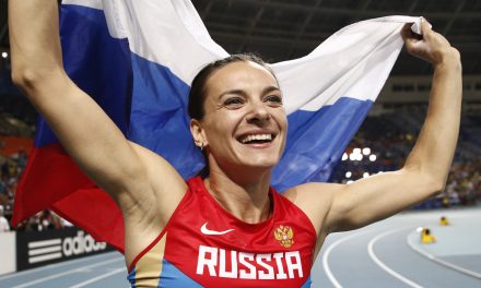 Yelena Isinbayeva Adalah Seorang Ratu Lompat Galah