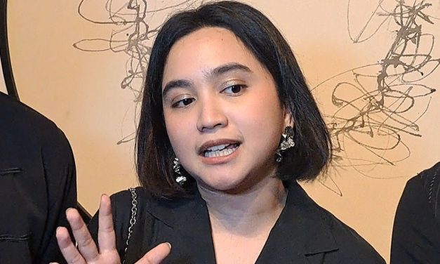 Rachel Amanda, Film Monster Pabrik Rambut, Mencuri Perhatian