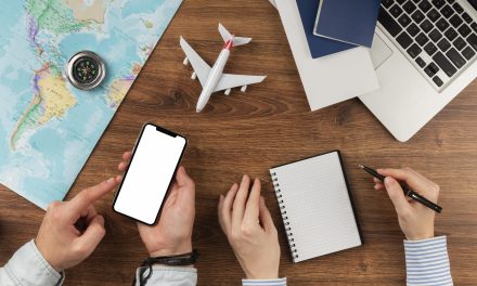 Tips Traveling Aman Dan Nyaman Di Zaman Serba Digital