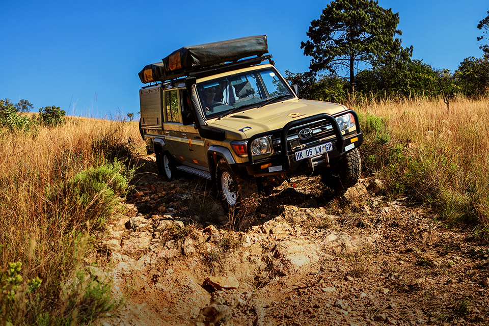 Tipe Kendaraan Offroad Di Jalanan Lintas Alam