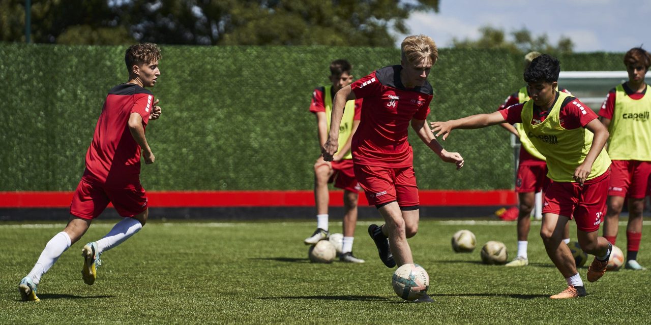Strategi Bermain Di Sepak Bola Akademi/Sekolah