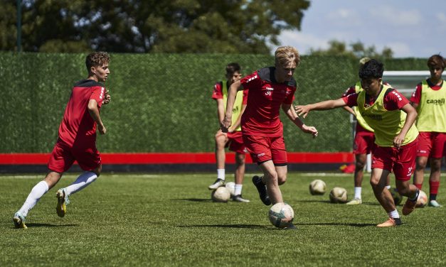 Strategi Bermain Di Sepak Bola Akademi/Sekolah