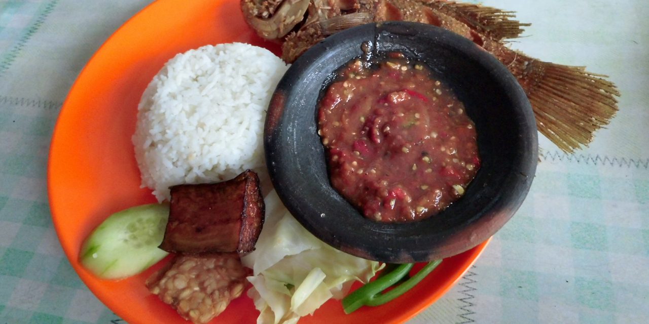 Nasi Tempong Kuliner Khas Banyuwangi Dengan Citra Rasa Pedas